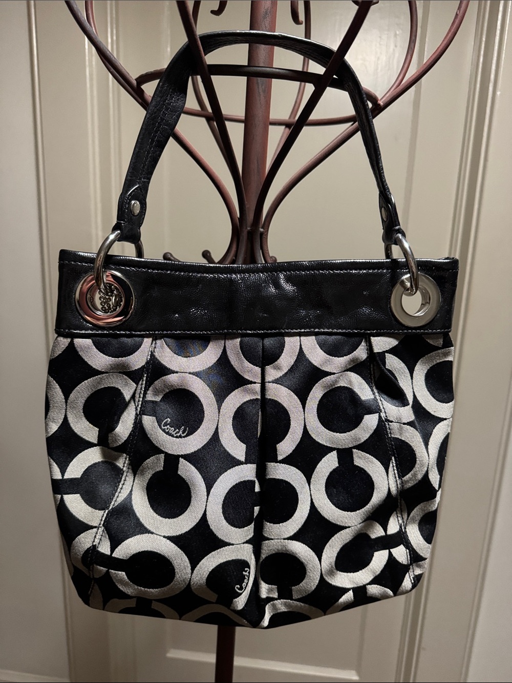 Coach Black and White Signature Circle Shoulder Bag - Picture 6 of 9